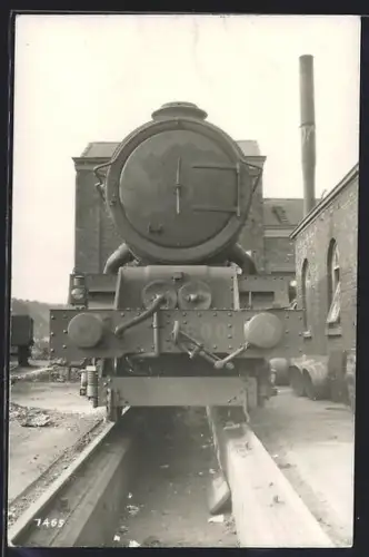 AK Britische Lokomotive Nr. 6001 in Frontalansicht im Depot in Exeter, englische Eisenbahn