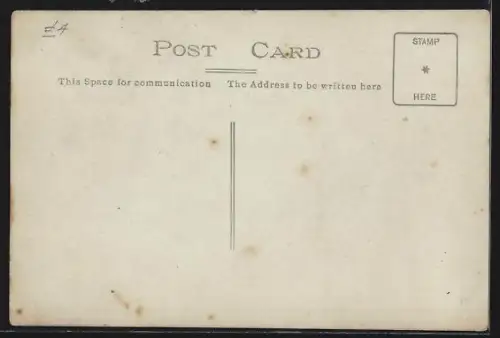 AK Zeppelin wird von Scheinwerfern angestrahlt