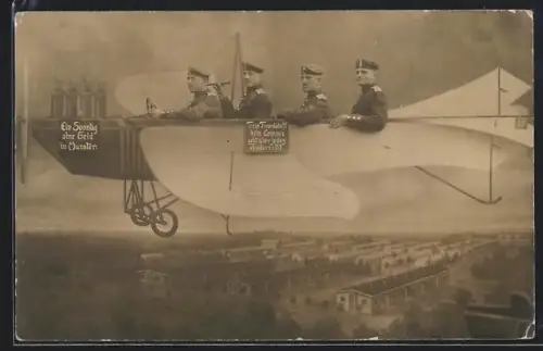 Foto-AK Munster, Soldaten in einer Flugzeugattrappe