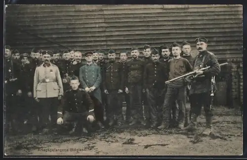 AK Gruppenfoto belgischer Kriegsgefangener