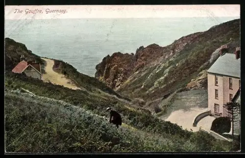 AK Guernsey, The Gouffre