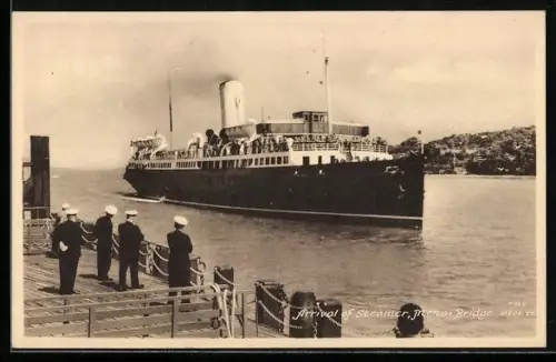 AK Menai Bridge, Arrival of Steamer