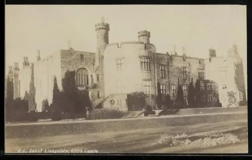 AK Llangollen, Chirk Castle
