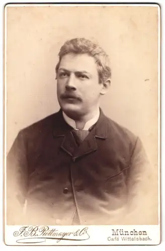 Fotografie J.B. Rottmayer & Co., München, Café Wittelsbach, Porträt von August Unterhatzner