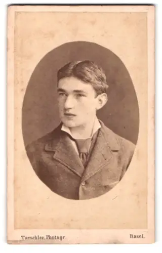 Fotografie Taeschler, Basel, Porträt eines jungen Mannes