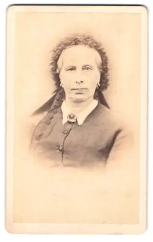 Fotografie Theodor Grütter, Walsrode, Langestrasse 36, Porträt einer Dame