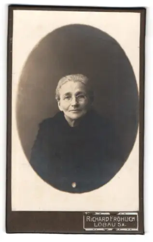 Fotografie Richard Fröhlich, Löbau i. Sa., Porträt einer älteren Dame