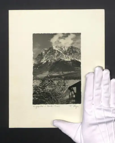 Fotografie W. Seeger, Ansicht Reutte, Blick vom Ort nach der Zugspitze
