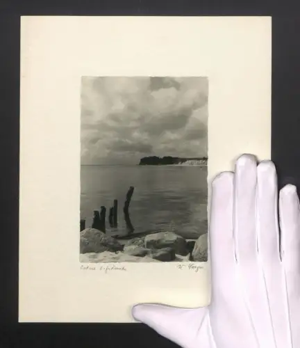 Fotografie W. Seeger, Ansicht Grömitz, Blick auf die Ostsee mit Kreidefelsen
