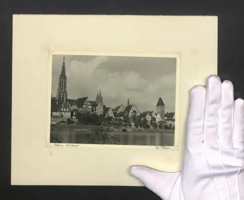 Fotografie W. Seeger, Ansicht Ulm, Blick über die Donau nach der Stadt mit Münster