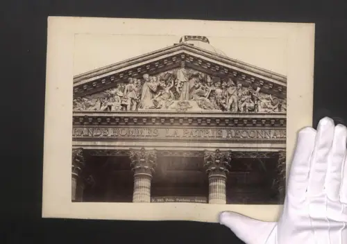 Fotografie Josef Baumeister, Ansicht Paris, Pantheon - fronton, Blick auf das Relief