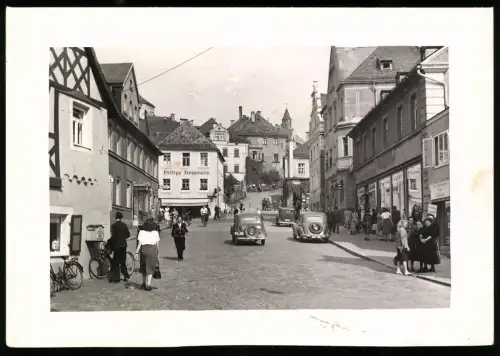 3 Fotografien Ansicht Münchberg, Strassenpartie mit Geschäft Philipp Treppmann, Blick nach der Kirche