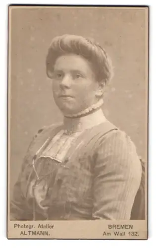 Fotografie Altmann, Bremen, Am Wall 132, Porträt einer Dame