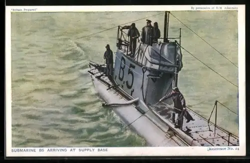 AK U-Boot B-5 läuft in einen Hafen ein