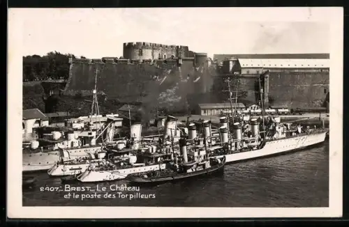AK Brest, Le château et le poste des Torpilleurs