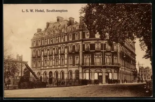 AK Southampton, L. S. W. Hotel