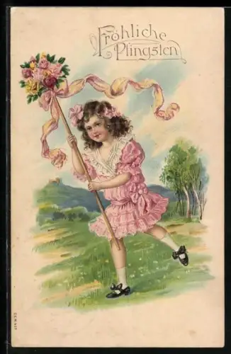Präge-AK Mädchen läuft mit Blumenstab über eine Wiese, Pfingstgruss