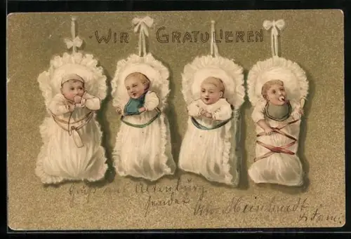 Präge-AK Vier Säuglinge in ihren Schlafsäckchen