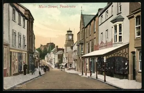 AK Pembroke, Main Street