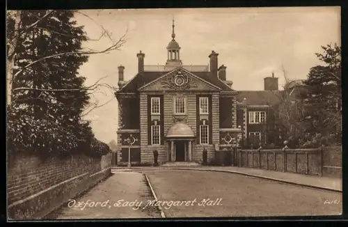AK Oxford, Lady Margaret Hall