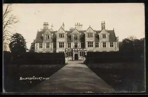 AK Shipton-under-Wychwood, Shipton Court