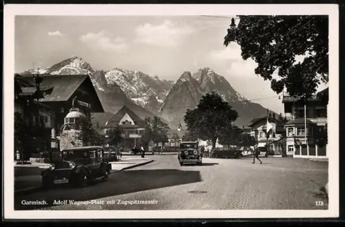 AK Garmisch, Adolf Wagner-Platz, Zugspitzmassiv
