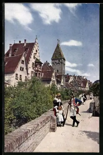 AK Ulm a. D., Stadtmauer, mittelalterliche Häuser, Wachturm