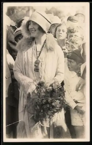 Foto-AK Duchess of York on the Commonwealth Tour 1927