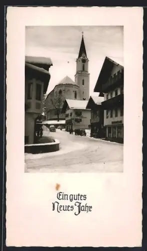 Mini-AK Hindelang /Allgäu, Strassenpartie mit Kirche, Neujahrsgruss