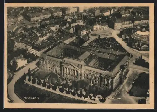 AK Dresden-Neustadt, Ministerium und Zirkus Sarrasani, Fliegeraufnahme