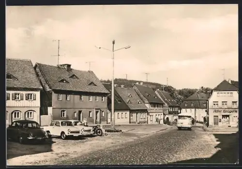 AK Neusalza-Spremberg, Niedermarkt mit Adler-Drogerie