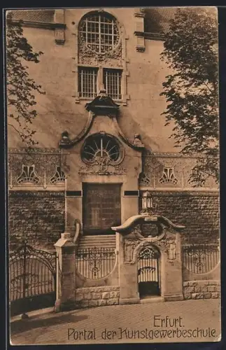 AK Erfurt, Portal der Kunstgewerbeschule
