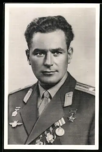 AK Kosmonaut German Stepanowitsch Titow in Uniform