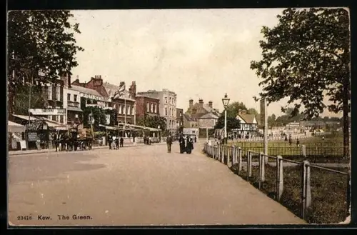 AK Kew, The Green