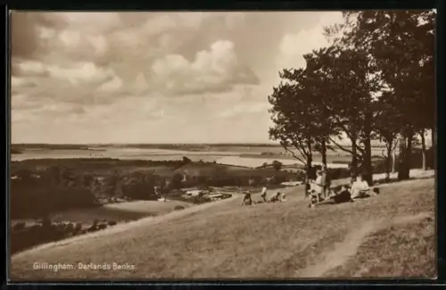 AK Gillingham, Darlands Banks