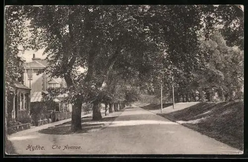 AK Hythe, The Avenue
