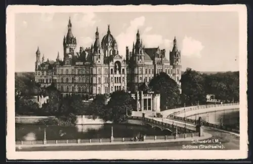 AK Schwerin i. M., Schloss (Stadtseite)