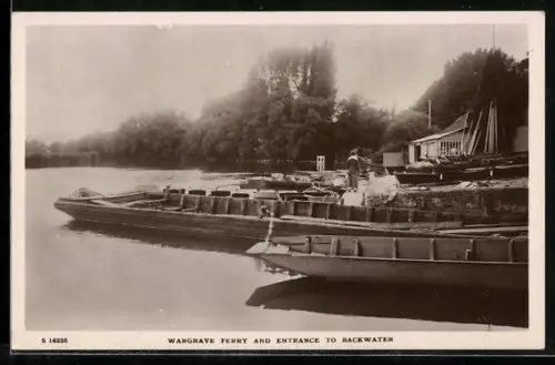 AK Wargrave, Ferry and entrance to Backwater