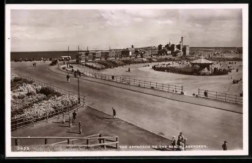 AK Aberdeen, The Approach to the Beach