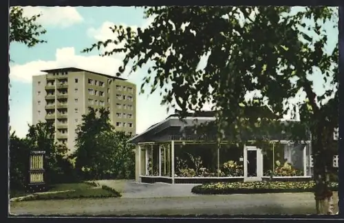 AK Itzehoe-Tegelhörn, Hochhaus, Pavillon