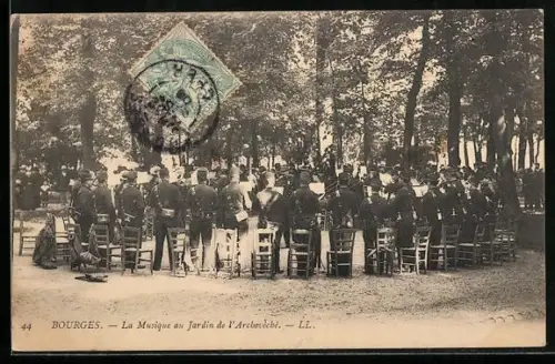 AK Bourges, La Musique au Jardin de l`Archevêché