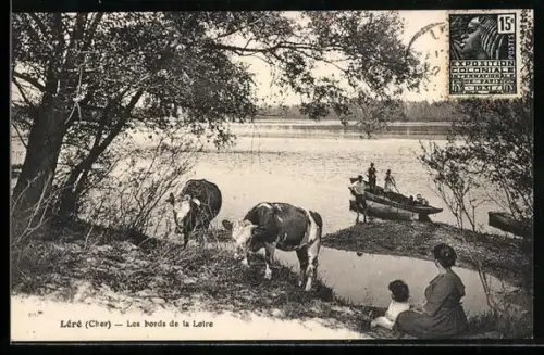 AK Léré /Cher, Les bords de la Loire avec vaches et barque