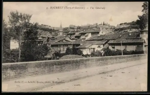 AK Bourret /Tarn-et-Garonne, Vue générale du village et du paysage environnant