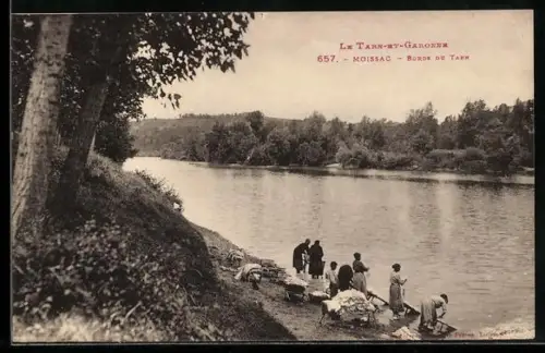 AK Moissac /T.-et-G., Bords du Tarn avec des lavandières au travail
