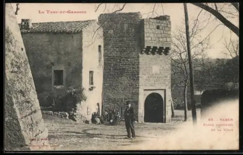 AK Varen /Tarn-et-Garonne, Porte fortifiée de la ville