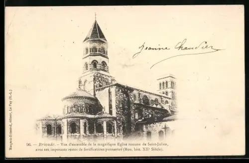 AK Brioude, Vue d`ensemble de l`Église romane de Saint-Julien et des fortifications du XIIe siècle
