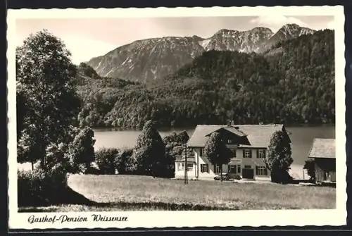 AK Weissensee /Füssen, Gasthof-Pension Weissensee J. Bück, See, Berge