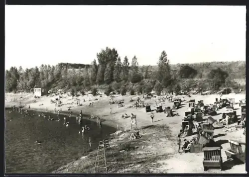 AK Kretzschau /Zeitz, Naherholungsgebiet, Strand mit Badenden und Strandkörben