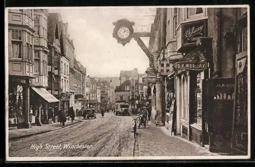 AK Winchester, High Street