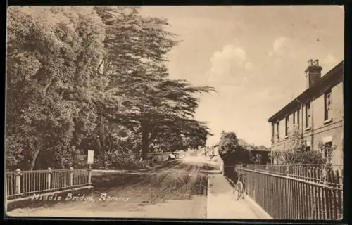 AK Romsey, Middle Bridge